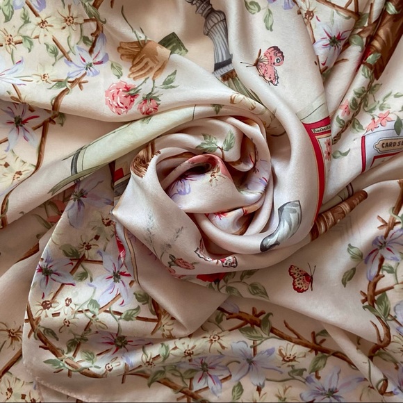 👒 Talbots, Vintage Perennial Millennial Floral Silk Scarf - Picture 4 of 16